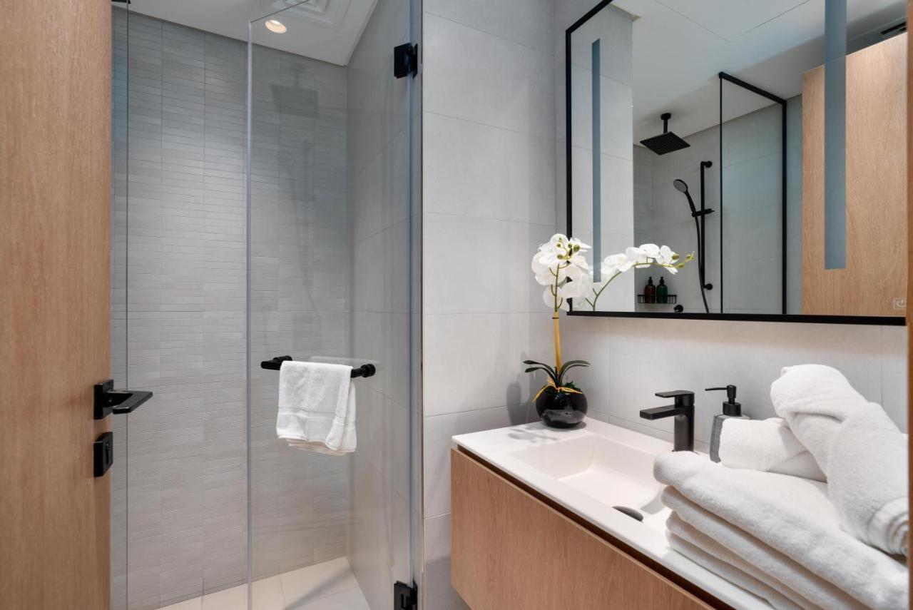 Ultimate Stay / 4 Beds / Burj Khalifa View / Ultra Modern / Business Bay Dubai Esterno foto